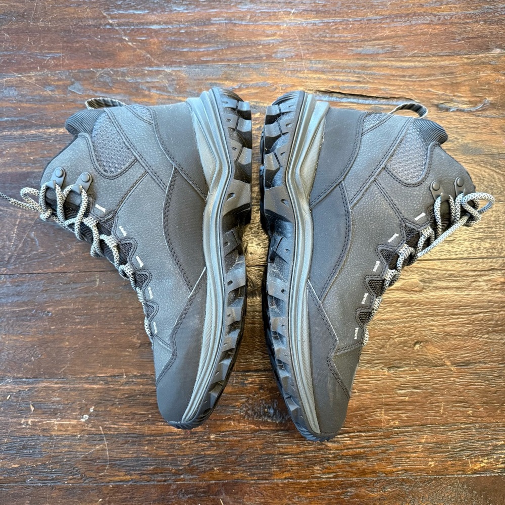 NWOB Merrell Women's Thermo CHILL MID WP 9.5 - Picture 3 of 10